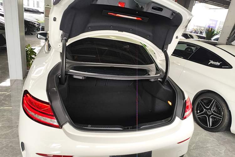Used Mercedes-Benz C-Class 2020 C 260 Coupe Trunk