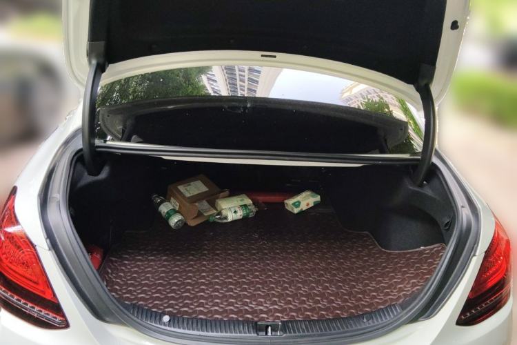 Used Mercedes-Benz C-Class 2020 C 200 L Fashion Edition Sport Version Trunk