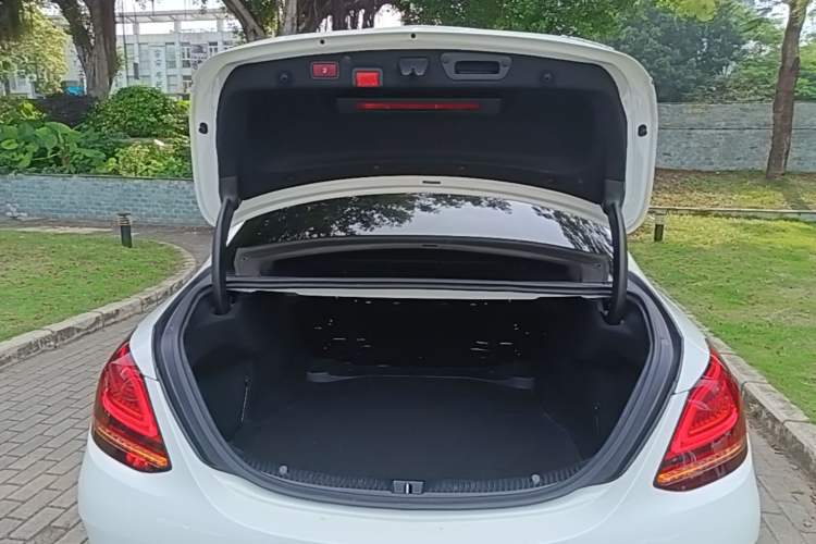 Used Mercedes-Benz C-Class 2020 Restyled C 260 L Sport Edition Trunk