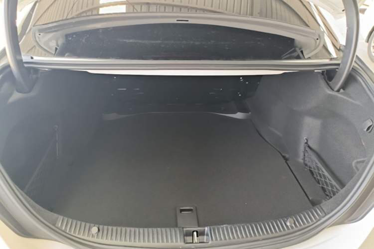 Used Mercedes-Benz C-Class 2020 Restyled C 260 L Sport Edition Trunk