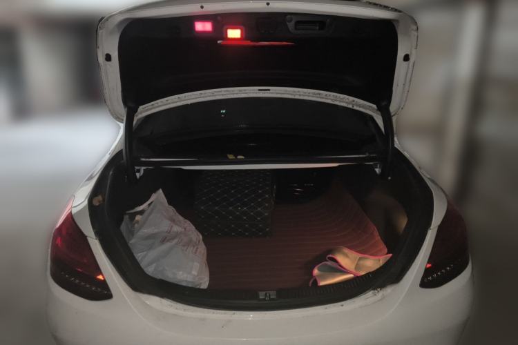 Used Mercedes-Benz C-Class 2020 Restyled C 260 L Sport Edition Trunk