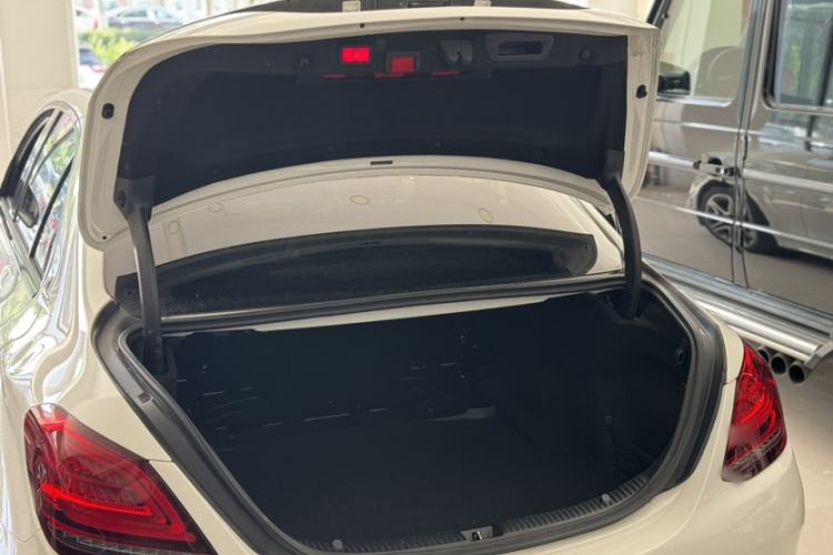Used Mercedes-Benz C-Class 2020 Restyled C 260 L Sport Edition Trunk