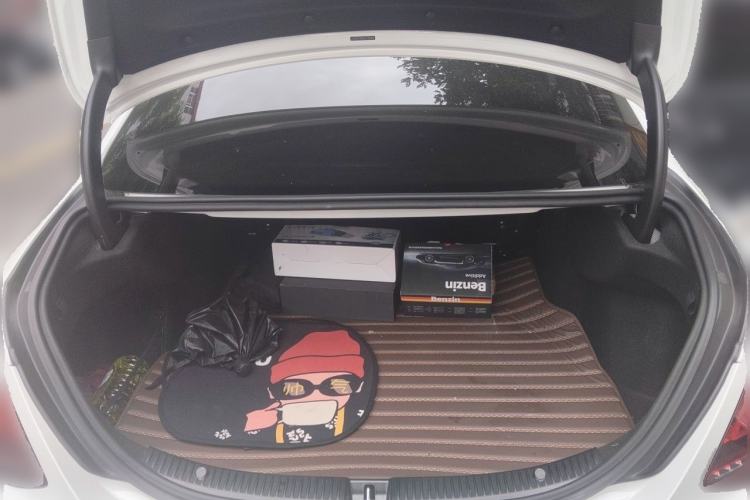 Used Mercedes-Benz C-Class 2020 Updated C 200 L Fashion Edition Trunk