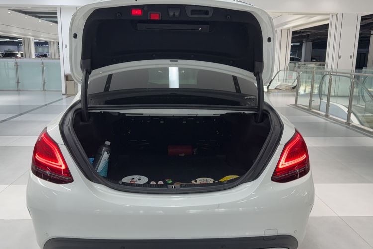 Used Mercedes-Benz C-Class 2020 Restyled C 260 L Sport Edition Trunk
