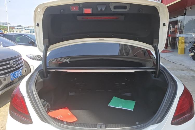 Used Mercedes-Benz C-Class 2020 Restyled C 260 Sport Edition Trunk