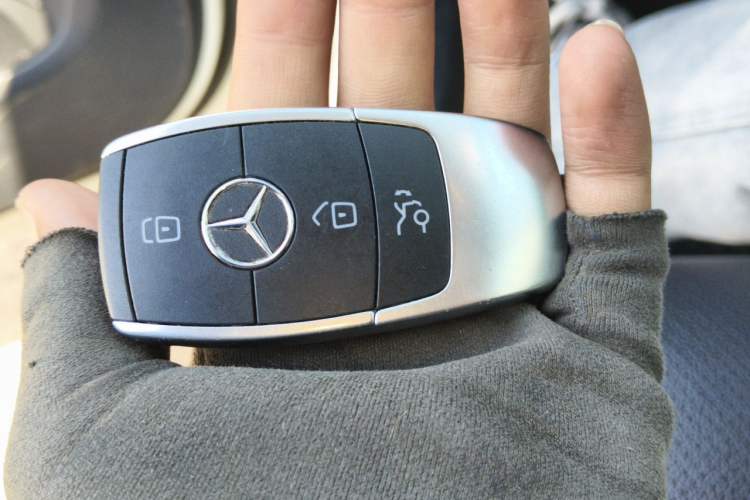 Used Mercedes-Benz C-Class 2020 C 260 L Sport Edition Vehicle Key