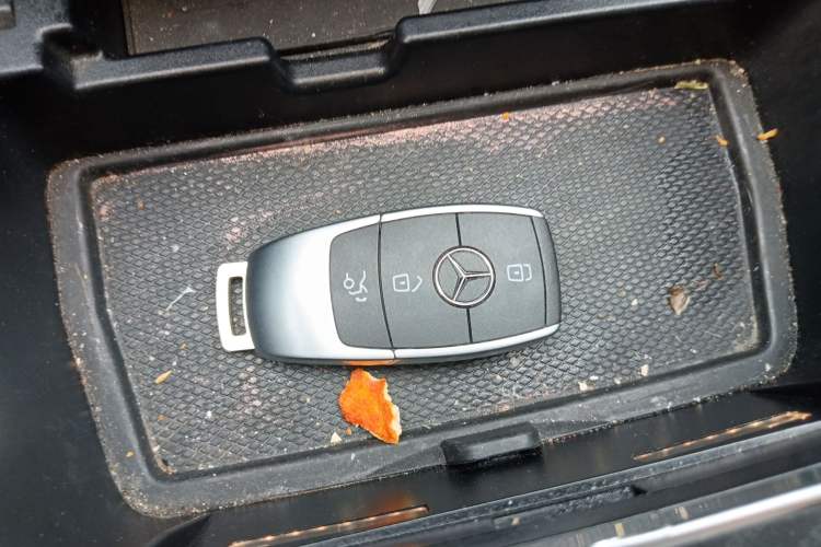 Used Mercedes-Benz C-Class 2020 Restyled C 260 L Sport Edition Vehicle Key