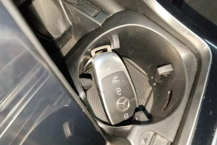 Used Mercedes-Benz C-Class 2020 C 260 Sport Edition Vehicle Key