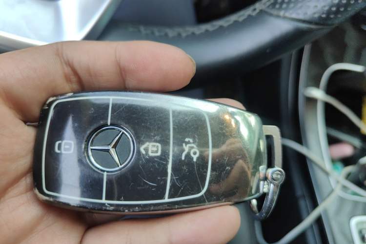 Used Mercedes-Benz C-Class 2020 Restyled C 260 L Sport Edition Vehicle Key