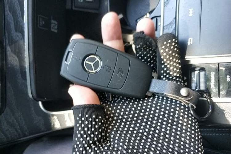 Used Mercedes-Benz C-Class 2020 C 260 L Sport Edition Vehicle Key
