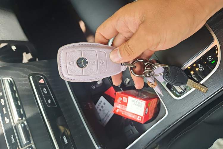 Used Mercedes-Benz C-Class 2020 C 260 L Sport Edition Vehicle Key