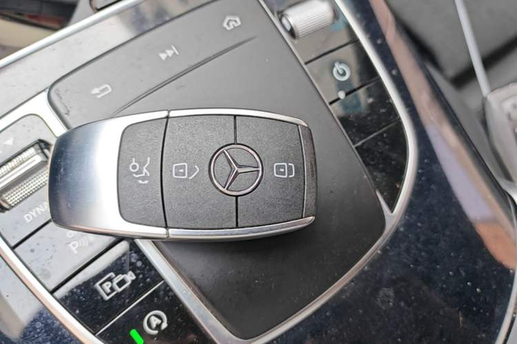 Used Mercedes-Benz C-Class 2020 Restyled C 260 Sport Edition Vehicle Key