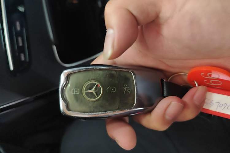 Used Mercedes-Benz C-Class 2020 Restyled C 260 L Sport Edition Vehicle Key