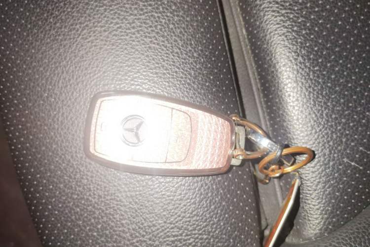 Used Mercedes-Benz C-Class 2020 Restyled C 260 L Sport Edition Vehicle Key