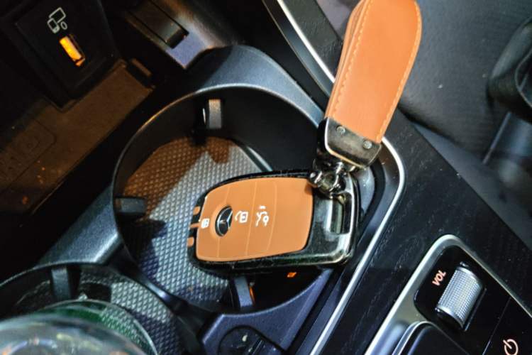 Used Mercedes-Benz C-Class 2020 C 260 L Sport Edition Vehicle Key