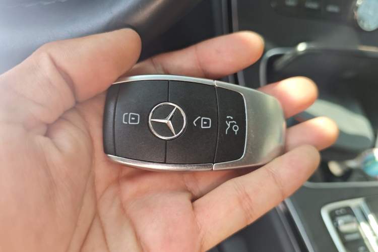 Used Mercedes-Benz C-Class 2020 C 260 L Sport Edition Vehicle Key