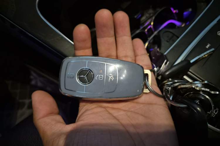 Used Mercedes-Benz C-Class 2020 Restyled C 200 L Fashion Edition Sport Version Vehicle Key