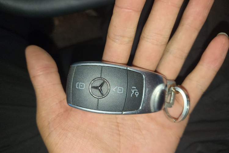Used Mercedes-Benz C-Class 2020 C 200 L Fashion Edition Sport Version Vehicle Key