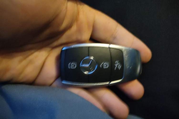 Used Mercedes-Benz C-Class 2020 Restyled C 200 L Fashion Edition Sport Version Vehicle Key