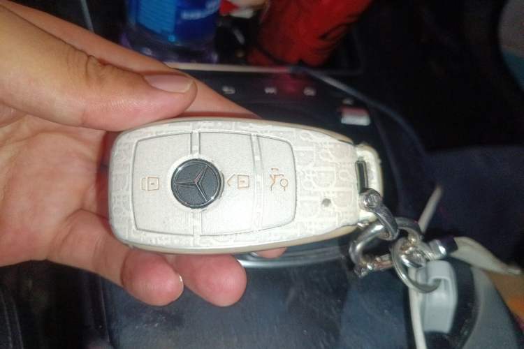 Used Mercedes-Benz C-Class 2020 Restyled C 260 L Sport Edition Vehicle Key