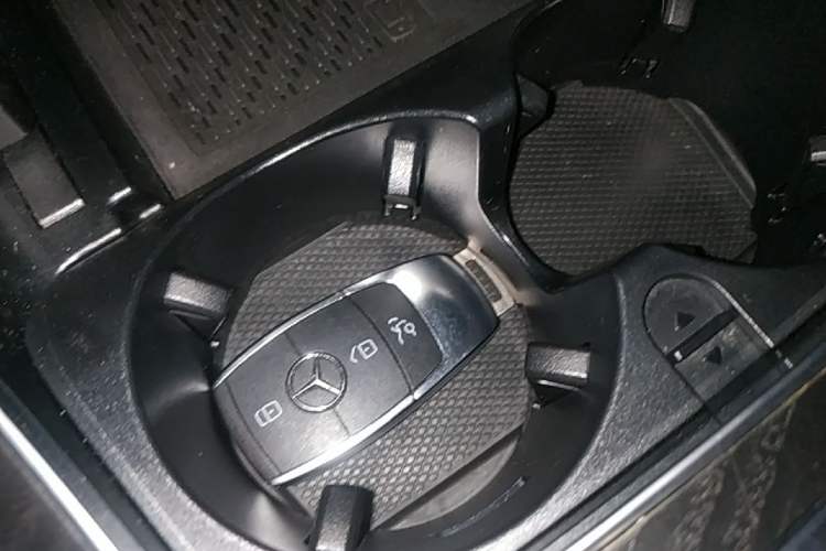 Used Mercedes-Benz C-Class 2020 C 260 L Sport Edition Vehicle Key