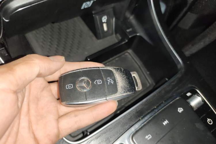 Used Mercedes-Benz C-Class 2020 C 260 L Sport Edition Vehicle Key