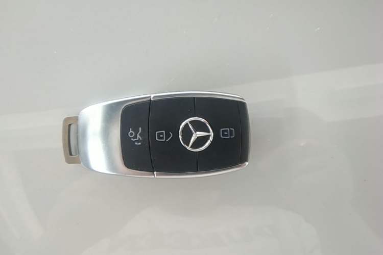 Used Mercedes-Benz C-Class 2020 C 260 Sport Edition Vehicle Key