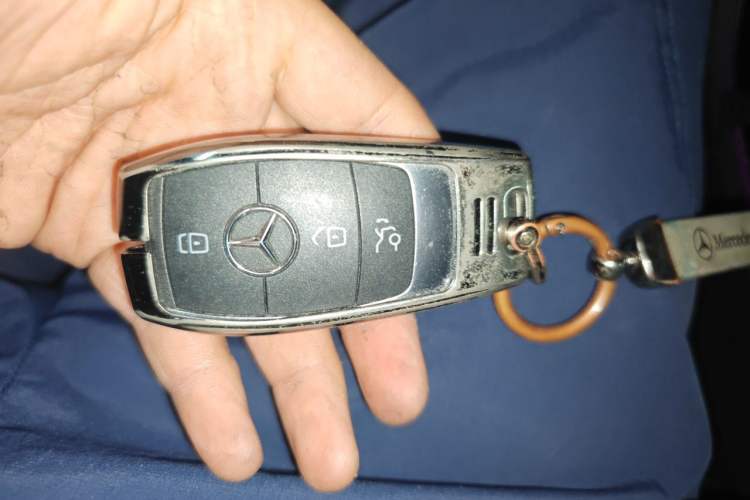 Used Mercedes-Benz C-Class 2020 Restyled C 260 L Sport Edition Vehicle Key