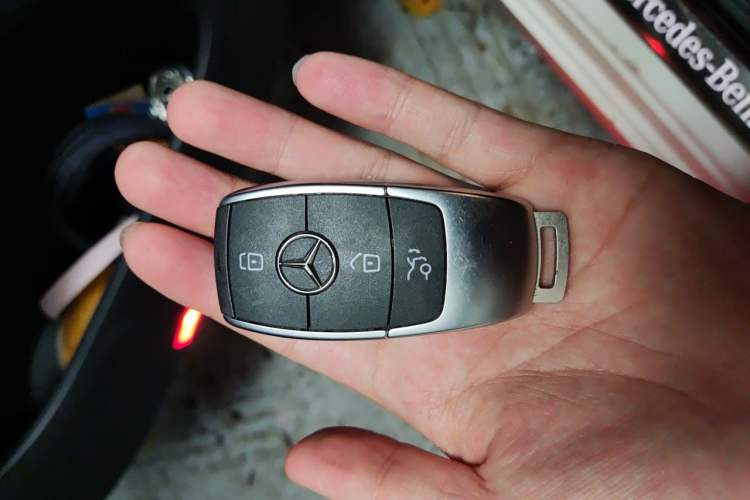 Used Mercedes-Benz C-Class 2020 C 260 L Sport Edition Vehicle Key