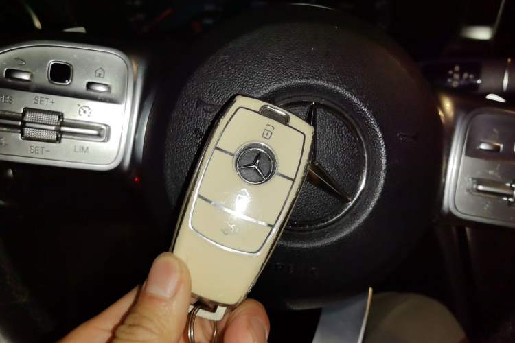 Used Mercedes-Benz C-Class 2020 C 200 L Fashion Edition Sport Version Vehicle Key