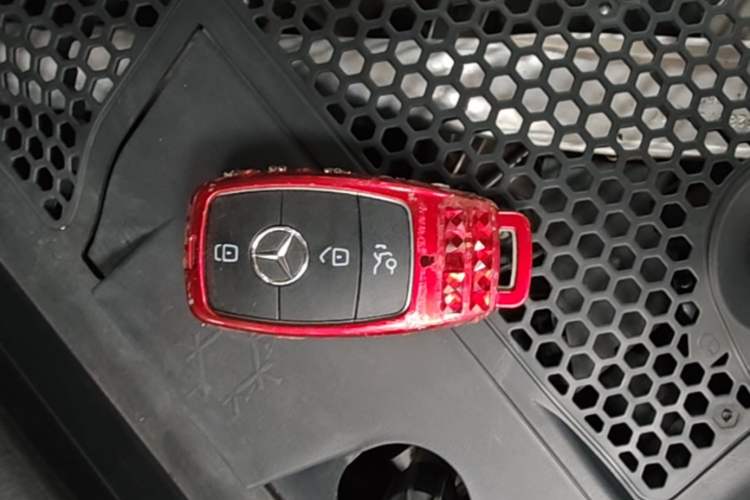Used Mercedes-Benz C-Class 2020 C 200 L Fashion Edition Sport Version Vehicle Key