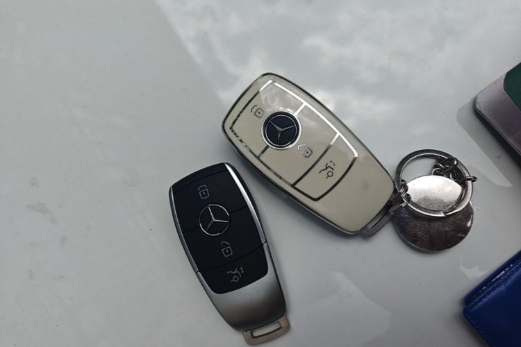 Used Mercedes-Benz C-Class 2020 Restyled C 260 Sport Edition Vehicle Key