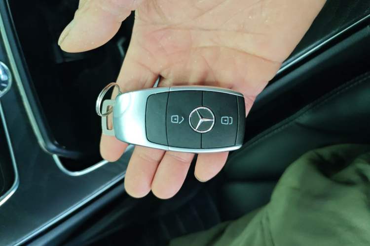 Used Mercedes-Benz C-Class 2020 C 200 station wagon Vehicle Key