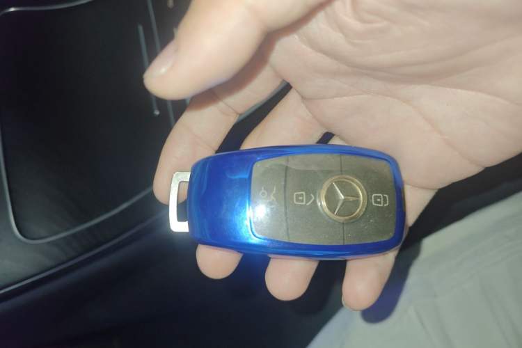 Used Mercedes-Benz C-Class 2020 Facelifted C 260 Estate Vehicle Key