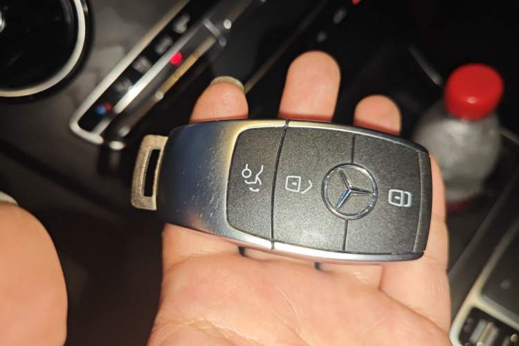Used Mercedes-Benz C-Class 2020 C 200 L Fashion Edition Sport Version Vehicle Key