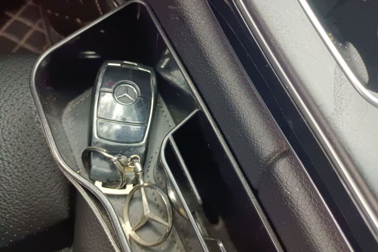 Used Mercedes-Benz C-Class 2020 Facelifted C 260 Estate Vehicle Key