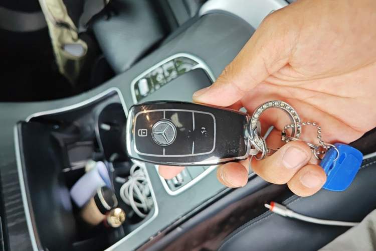 Used Mercedes-Benz C-Class 2020 C 200 L Fashion Edition Sport Version Vehicle Key