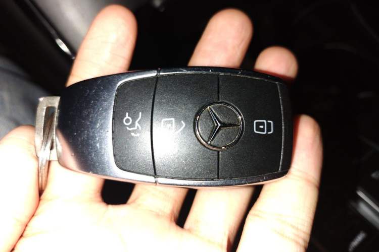 Used Mercedes-Benz C-Class 2020 Restyled C 200 L Fashion Edition Sport Version Vehicle Key