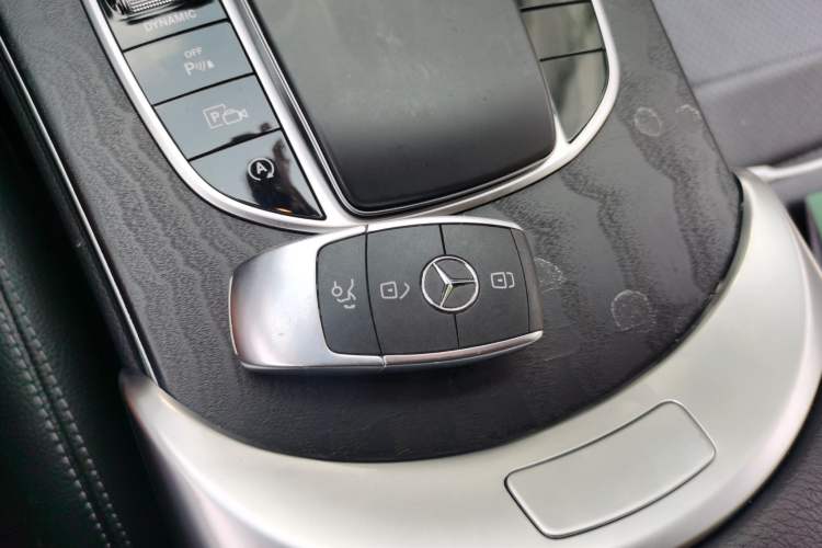 Used Mercedes-Benz C-Class 2020 C 260 Coupe Vehicle Key