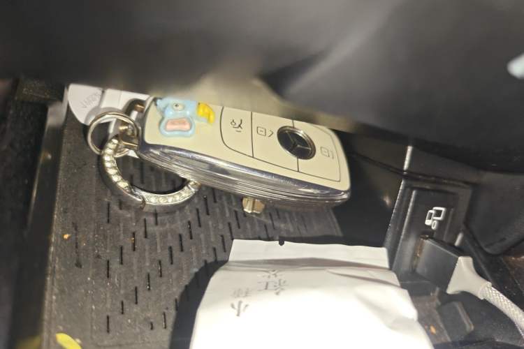 Used Mercedes-Benz C-Class 2020 C 260 L Sport Edition Vehicle Key