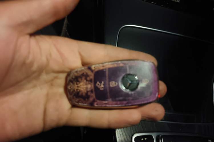 Used Mercedes-Benz C-Class 2020 C 260 L Sport Edition Vehicle Key