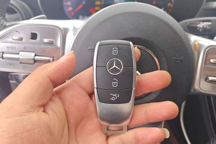 Used Mercedes-Benz C-Class 2020 Restyled C 200 L Fashion Edition Sport Version Vehicle Key