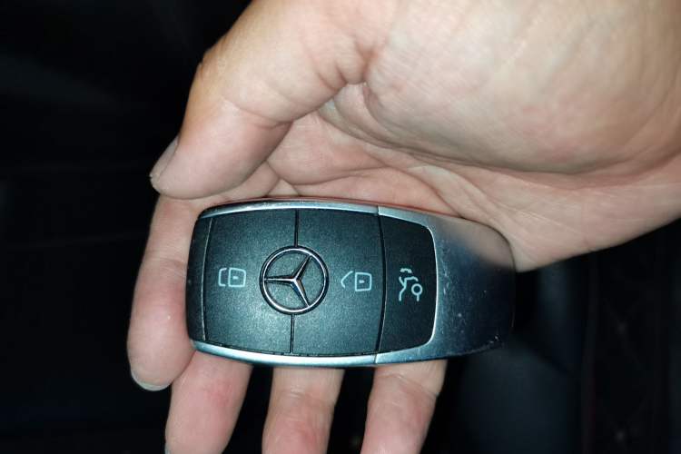 Used Mercedes-Benz C-Class 2020 C 200 L Fashion Edition Sport Version Vehicle Key