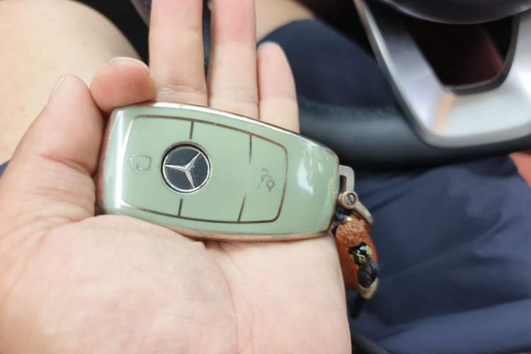 Used Mercedes-Benz C-Class 2020 Updated C 200 L Fashion Edition Vehicle Key