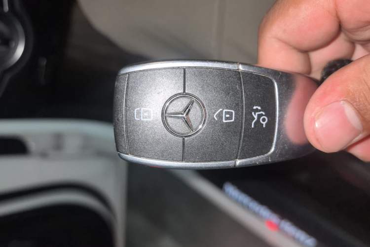 Used Mercedes-Benz C-Class 2020 C 200 L Fashion Edition Sport Version Vehicle Key