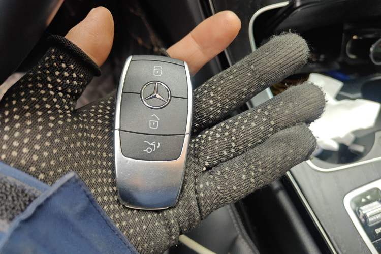 Used Mercedes-Benz C-Class 2020 Restyled C 200 L Fashion Edition Sport Version Vehicle Key