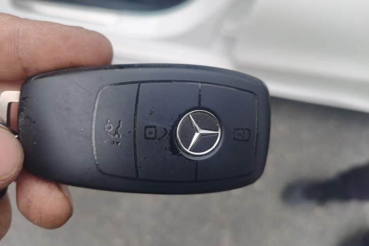 Used Mercedes-Benz C-Class 2020 Restyled C 260 L Sport Edition Vehicle Key