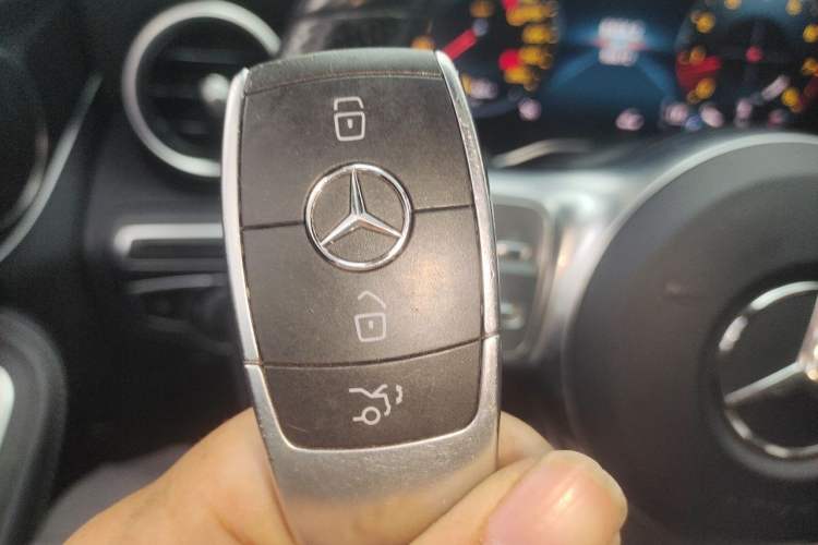 Used Mercedes-Benz C-Class 2020 C 200 L Fashion Edition Sport Version Vehicle Key