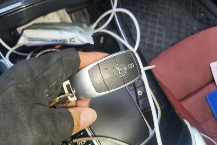 Used Mercedes-Benz C-Class 2020 C 260 Sport Edition Vehicle Key