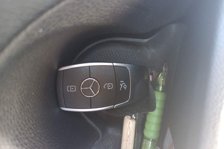 Used Mercedes-Benz C-Class 2020 C 200 L Fashion Edition Sport Version Vehicle Key